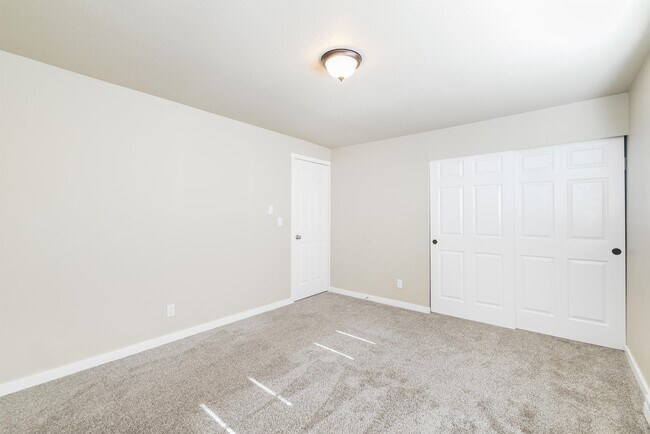 Building Photo - 2012 N Cambrian Ave