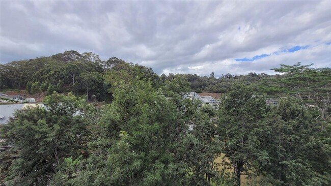 Building Photo - Mililani "Waikalani Woodlands" Newly Remodeled 3 Bedroom 2 Bath.