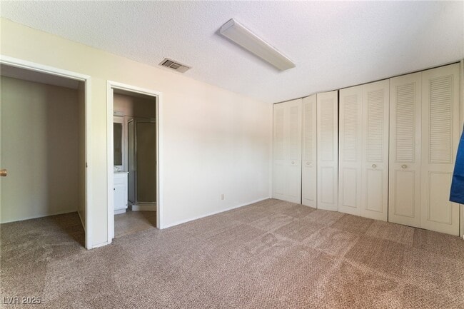 Building Photo - 237 Greenbriar Townhouse Way