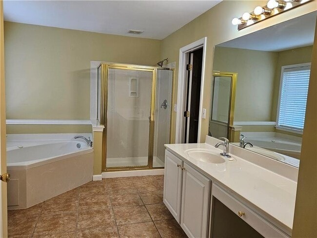 Building Photo - 5064 Coventry Park Ct