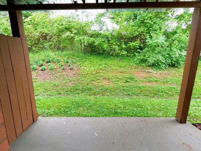 Building Photo - FOUNTAIN CITY: GROUND LEVEL 2 BEDROOM, 2 BATHROOM CONDO IN MAPLE CHASE