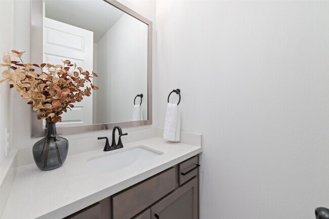 Building Photo - 4814 Highland Strm Ct