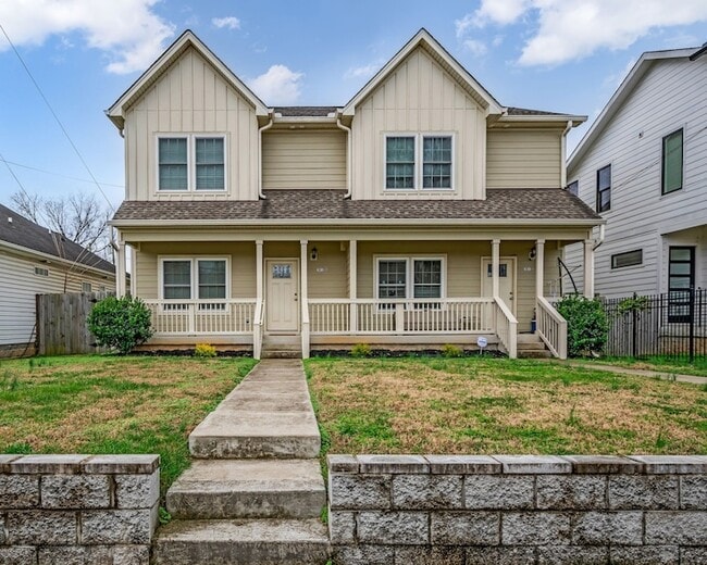 Primary Photo - 1911 9th Ave N