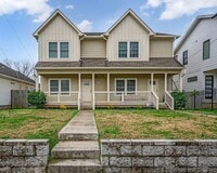 Building Photo - 1911 9th Ave N