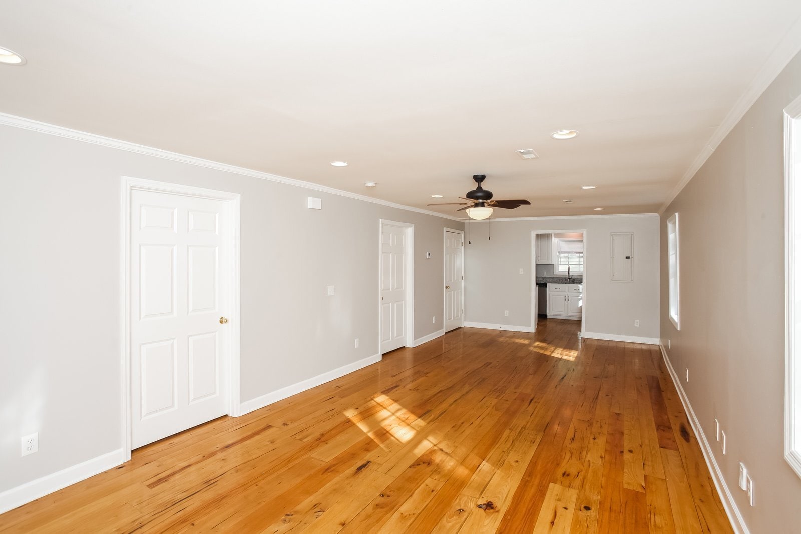 Building Photo - 1508 Hilton St