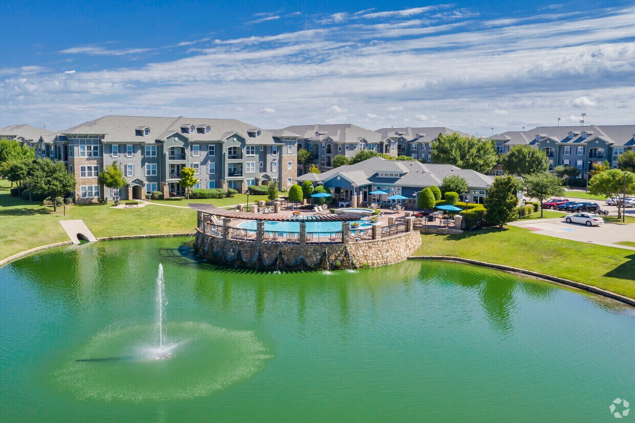 Cobb Hill Apartments Frisco