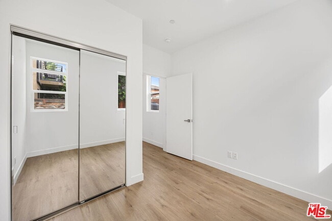 Building Photo - 11255 Hatteras St