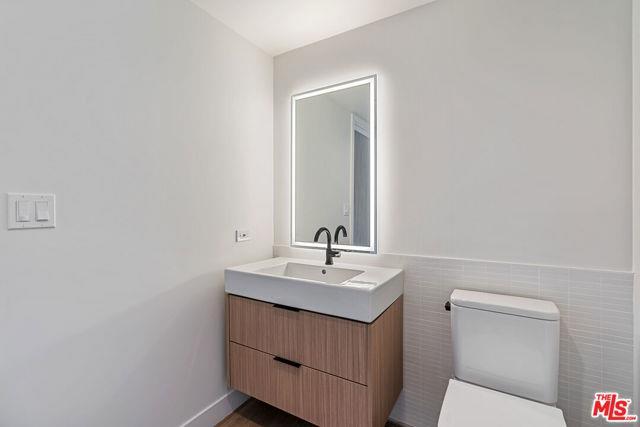 Building Photo - 10700 Tabor St