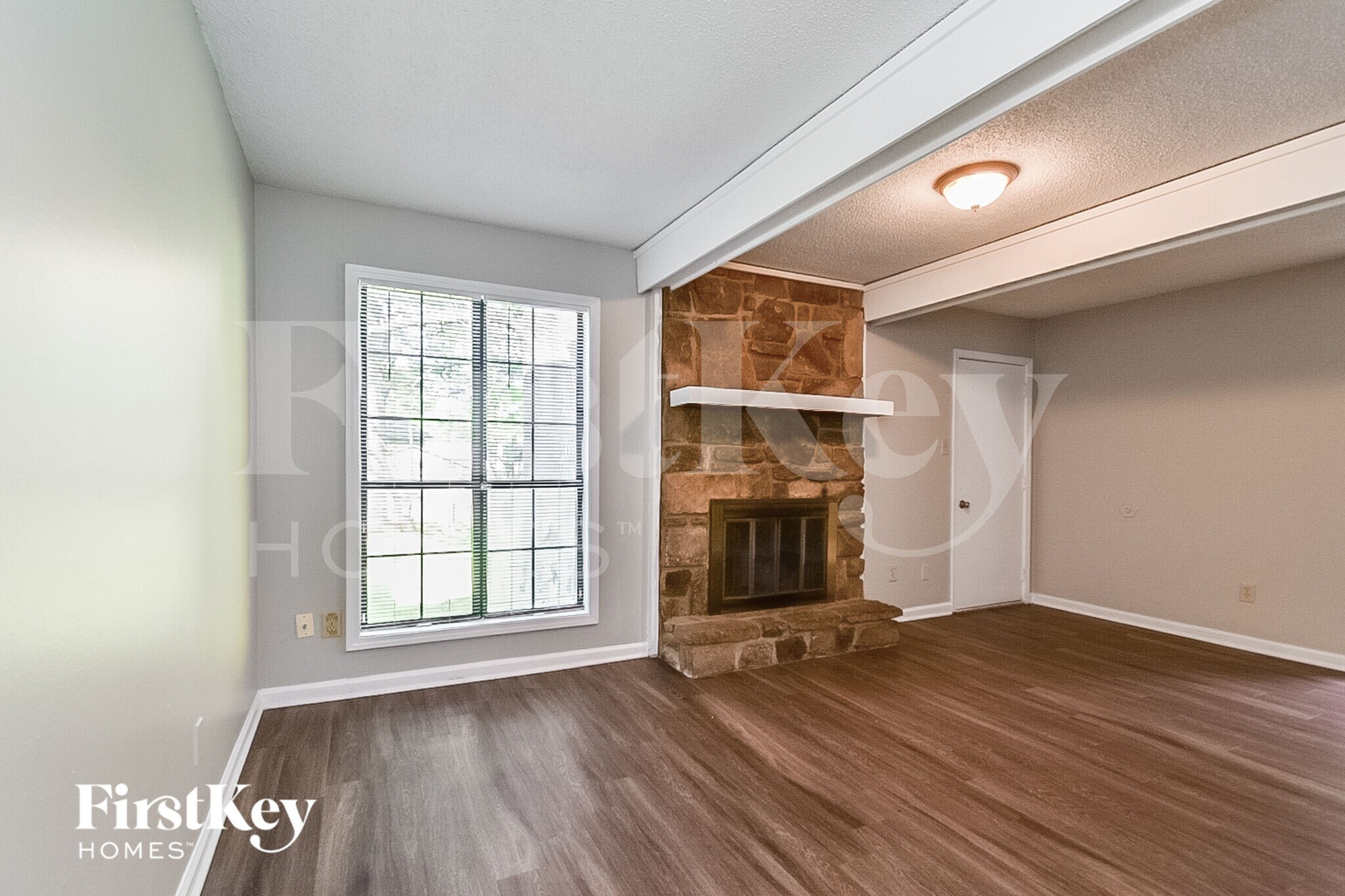 Building Photo - 4399 Winterpark Dr