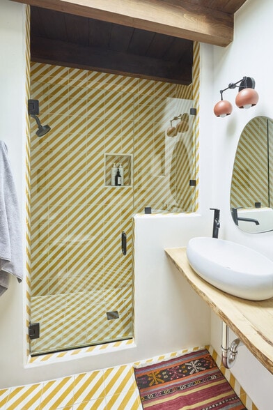 Building Photo - 2845 Agua Fria St