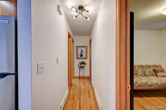 Building Photo - 502 Park Ln