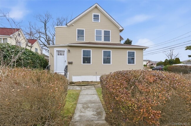 Building Photo - 2984 Dorlon Pl