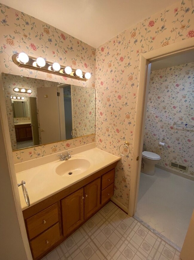 Building Photo - Welcome to your home in Chesopeian Colony,...