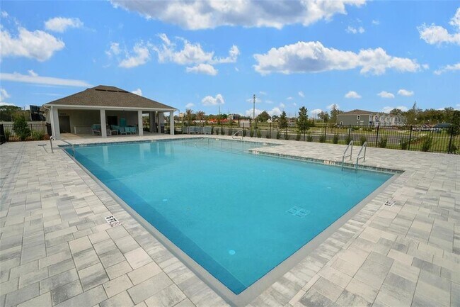 Building Photo - 6685 SW 81st Lp