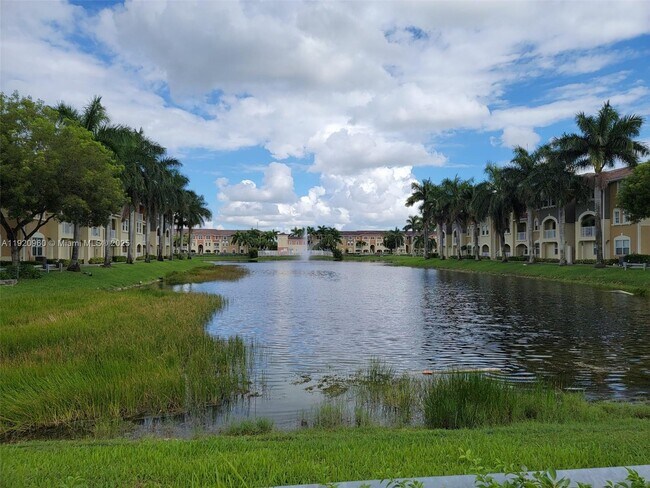 Building Photo - 10870 NW 88th Terrace