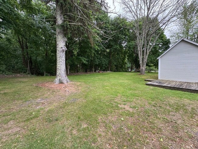 Building Photo - 836 County Rd