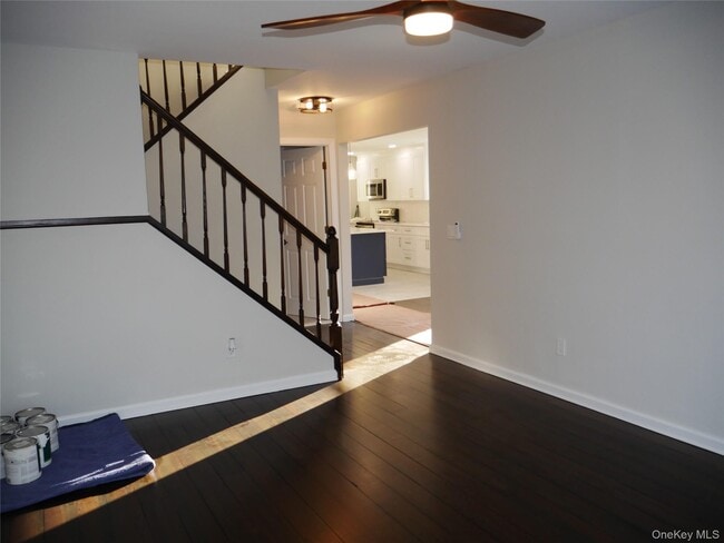 Building Photo - 18 Deer Crossing Dr