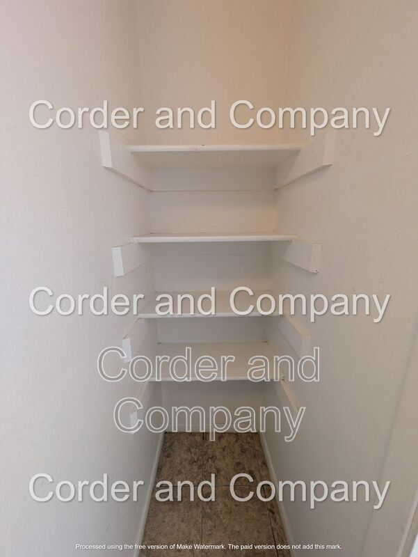 Building Photo - 6065 McKinney Dr NE