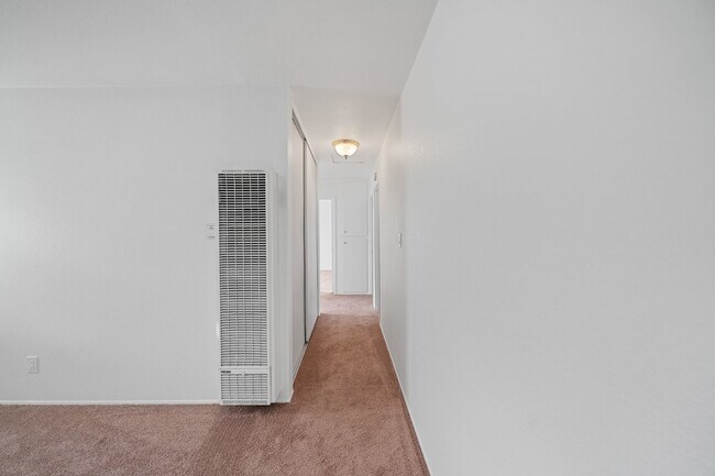 Building Photo - Coming Soon...San Diego 3 bed /2 bath Home w Garage, Enclosed Patios, Fireplace + Laundry Hookups