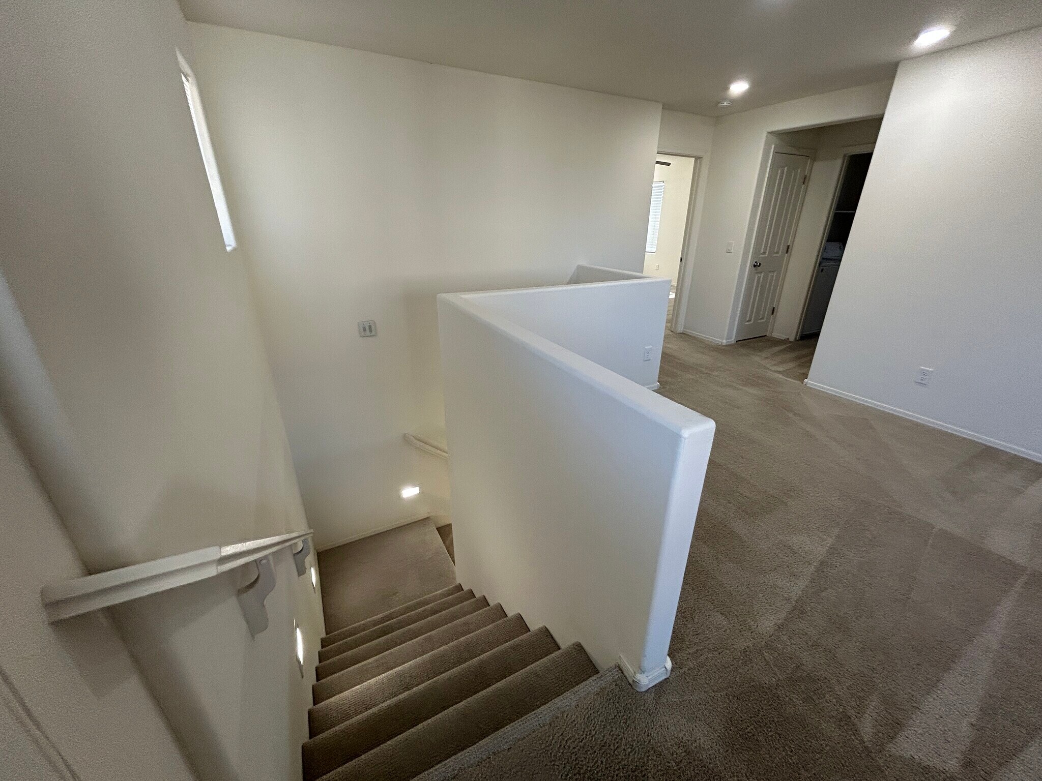 Building Photo - 2964 S Washington St