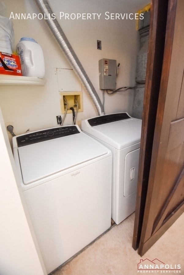 Building Photo - 1625 Hilltop Rd