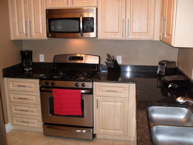 Building Photo - Meridian Luxury Top-Floor Condo with amazing Strip View (Electricity, Gas, and Internet included)