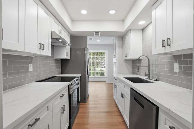 Building Photo - 1508 S 8th St