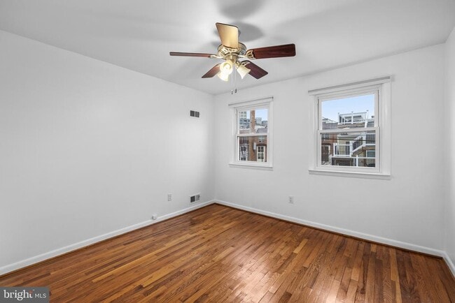 Building Photo - 1437 Towson St