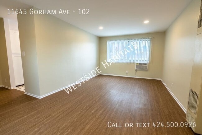 Building Photo - 11645 Gorham Ave