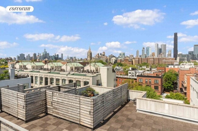 Building Photo - 361 Carroll St