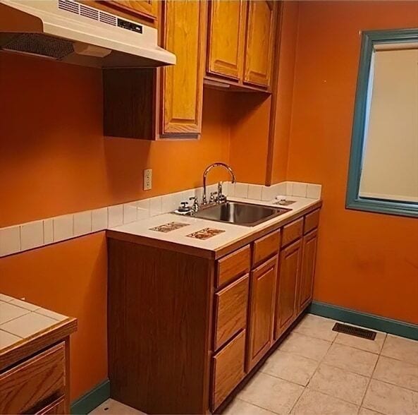 Building Photo - 76 Church St