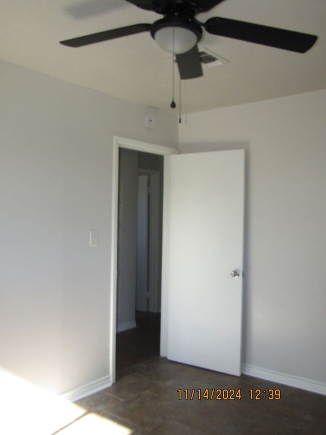 Building Photo - Very nice home on the Lawton's West Side!