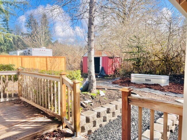 Building Photo - Must See Stunning Updated 3BR/2BA Home Available Now!