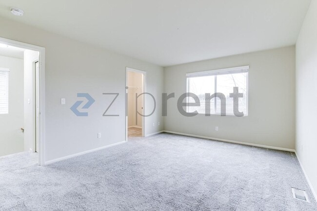 Building Photo - 18308 38th Dr SE