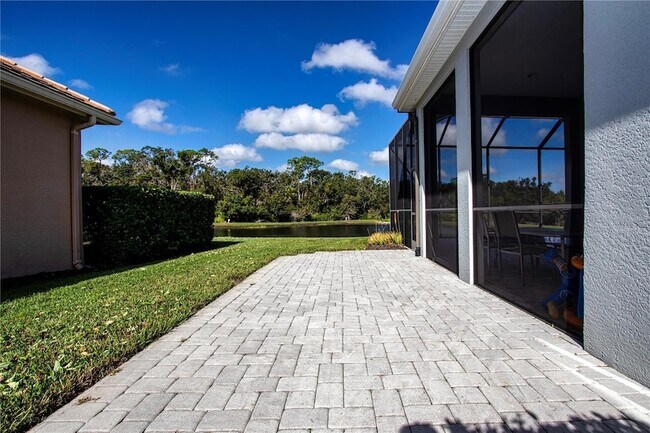 Building Photo - 4940 Tobermory Way