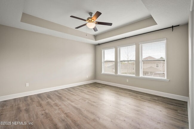 Building Photo - 99 Pondside Ln