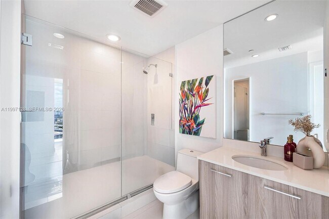 Building Photo - 501 NE 31st St