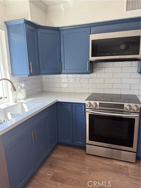 Building Photo - 4069 Via Ingresso