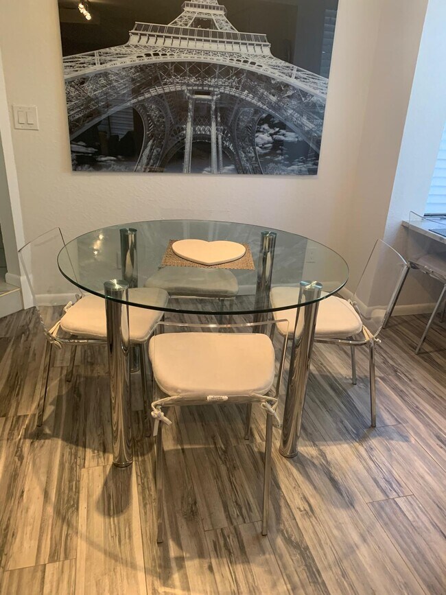 Building Photo - 7770 La Mirada Dr