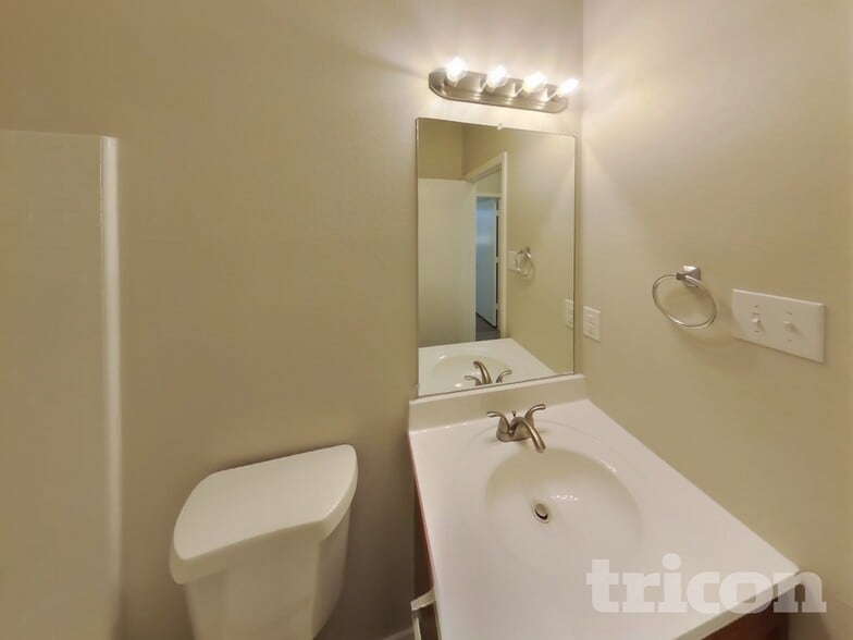 Building Photo - 416 San Lucas Dr