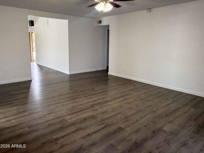 Building Photo - 16811 N 32nd Ave