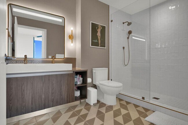 Building Photo - 159 NE 6th St