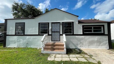 Building Photo - 1012 NW 66th St