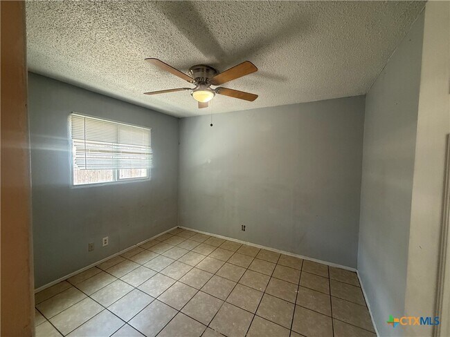 Building Photo - 106 Cockerham St
