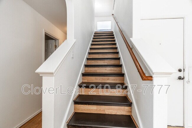 Building Photo - 3329 Bluebird Ridge Dr