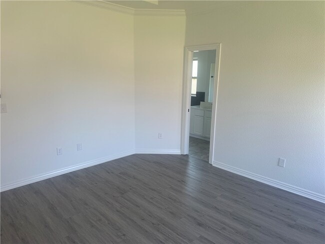 Building Photo - 3518 Montpilier Pl