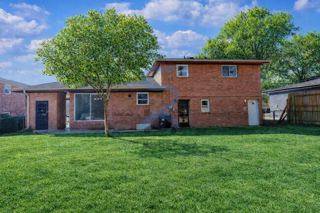 Building Photo - Move in before February 15th and choose your reward: a $250 Amazon Gift Card or a 55" Smart TV!