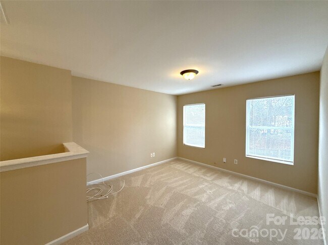 Building Photo - 13802 Plowdon Ct