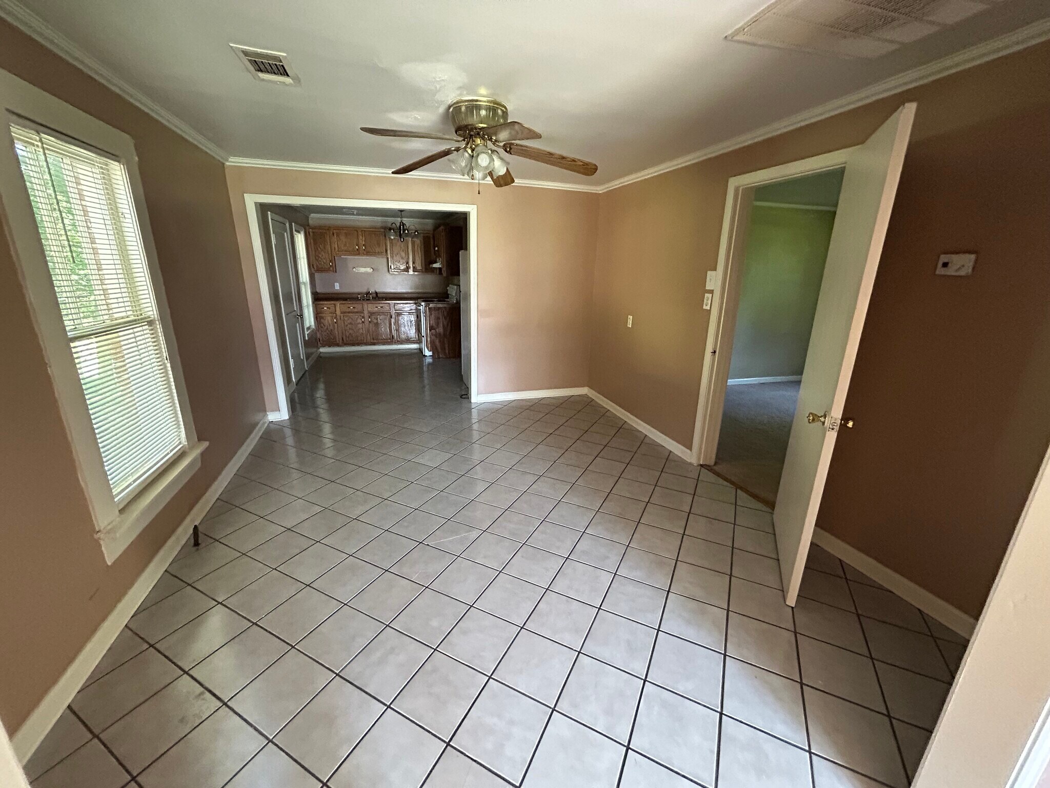 Dining/breakfast room - 3901 Munford Giltedge Rd