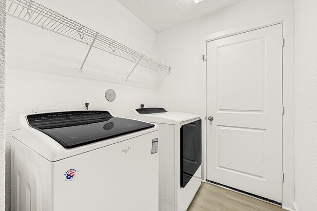 Building Photo - 1907 Caldbeck Ln